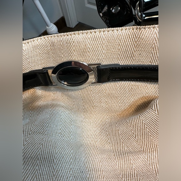 Nine West Faux Leather Exterior
Beige and black Bags & Handbags - Picture 11 of 11